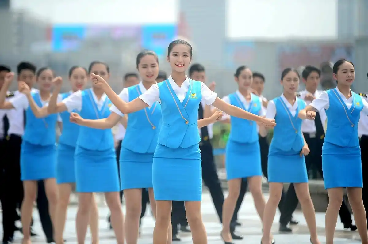 做空姐需要什么条件_成为空姐条件要求_空姐选拔标准详解